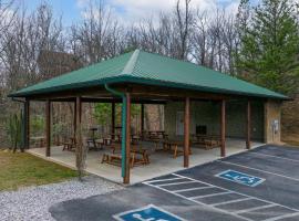 Eagles Sunrise by American Patriot Getaways，位于Williamsburg的酒店