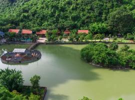 Chinh Thu Garden Retreat，位于宁平的酒店