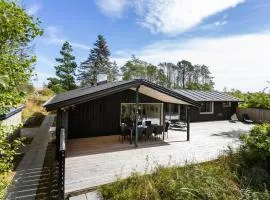 Cozy Home In Ålbæk With Wifi
