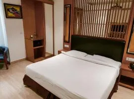 Hotel rainbow grand