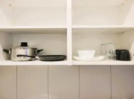 Zurich City Center Apartments next to Zurich HB Main Train Station LA