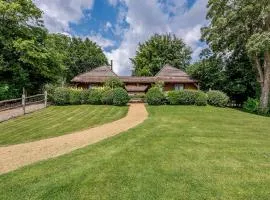 Castlemans Stables East