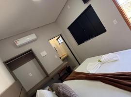 Belke Hotel，位于Mineiros的酒店