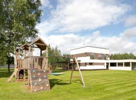 Private holiday home near P&auml;rnu and Lottemaa，位于派尔努的别墅