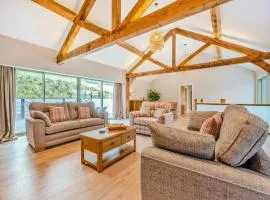 Property 4 - Uk44924