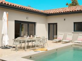 MAISON BONELLI Villa individuelle idéale famille avec jardin & piscine - Sud Ardèche，位于莱旺的酒店