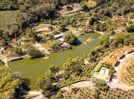 Parque Pousada Macaquinho Turismo，位于塞拉内格拉的酒店