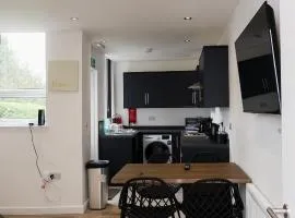 Luxury 6 bed Home in Sheffield