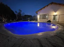 מתחם "חוויה של שקט"- עם בריכה משותפת קרוב לכנרת