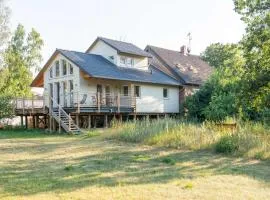 Riverside Stay in Sudwinsen