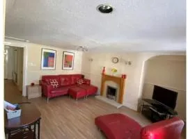 Seaside High Street Homely Hideaway