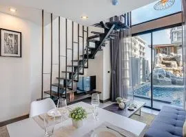 Duplex 1 BR Direct Pool Access A114