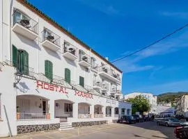 卡达克斯滨海旅馆