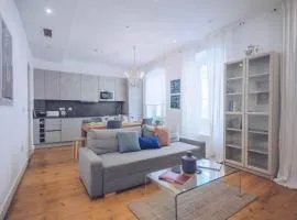 Eclectic 2BR with shared terrace perfect getaway