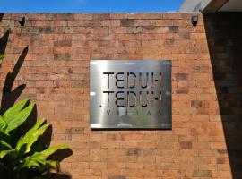Teduh Teduh Villa Pakem，位于Bedoyo的酒店