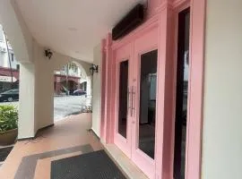 M Candy Hotel