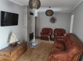 Golden House，位于胡斯特的酒店