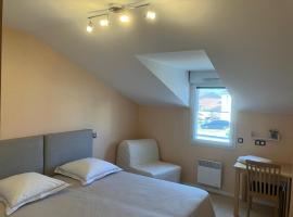 Greg House 49 - Chambres d'Hôtes，位于Beaupréau的酒店