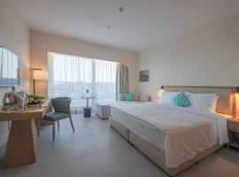 Poseidon Beach Resort - 5-Star Luxury Experience, PREMIUM FULL BOARD, EV Station，位于金沙的Spa酒店