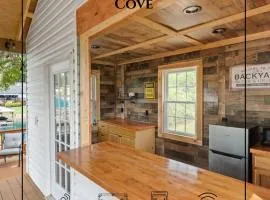 Getaway Cove Cottage with Private Beach