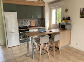 Appartement cosy au calme à Léon，位于莱昂的酒店