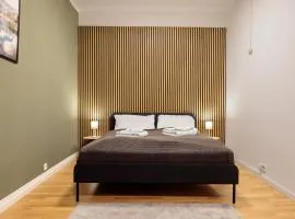 FeWocation Apartments - Central - Near Train Station