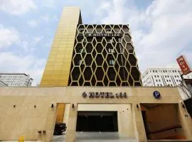 Hotel166