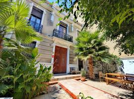 Portrait Boutique Guesthouse，位于瓦伦西亚的旅馆
