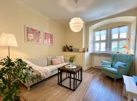 GRÄFIN MARTHA MARIA - Design-Apartment in der historischen Hinterburg Schlitz - nahe Fulda und Bad Hersfeld