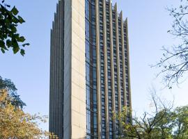 ZUM MTL Auberge d'été - Université de Montréal，位于蒙特利尔的酒店
