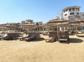 Royal Beach Resort