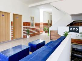 Hotel O Aashiyana，位于Garhi Harsāru的酒店