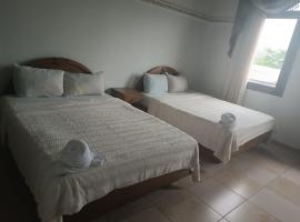 Hotel Las Canarias，位于Canoa Arriba的酒店