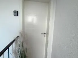 2 Zimmer Appartement Private Küche und Bad