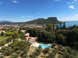 Casa Finalmente，位于加尔达的木屋