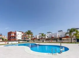 Casa Descubrimiento - Dúplex Moderno con Jardín a 5 minutos de la Playa de Vera