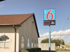 Motel 6 Omaha - IAT West，位于奥马哈的酒店