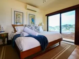 Penthouse Luxury With Ocean Views Resort Pools