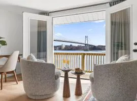 Hudson Escape W Hot Tub Bridge View