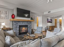 Spring Creek Condo by Canadian Rockies Vacation Rentals，位于坎莫尔的海滩酒店