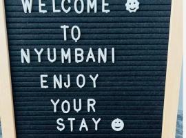 Nyumbani place that means home，位于悉尼的酒店