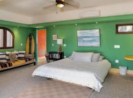 Las Olas Litibú Oceanfront Suite