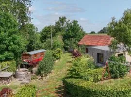 Maison indépendante avec spa nordique, piscine partagée et jardin - FR-1-497-116