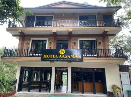 Hotel Aagaman - Best Family Hotel in Bandipur，位于班迪普尔的酒店