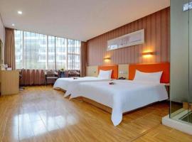 7Days Premium Chongqing Jiefangbei Commercial Street Branch，位于重庆的7天连锁酒店
