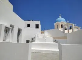 La Petite Eglise Rooms
