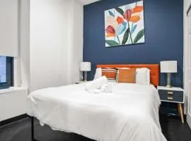 CozySuites Stunning 1BR in Downtown Pitts 41