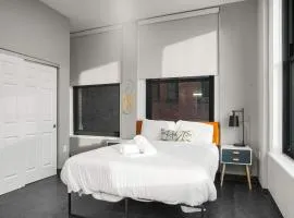 CozySuites Stunning 1BR in Downtown Pitts 40