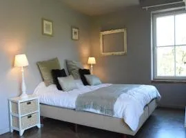 Forest Cottage, Jehonville