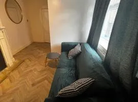 close to stadium and the beach 2 bed groundfloor,sky Netflix